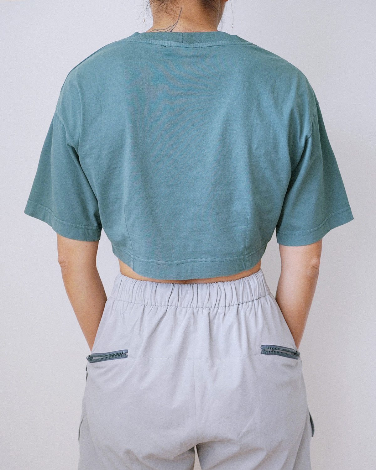 Embroidered Spider Lily | Cinch Crop Tee | Teal