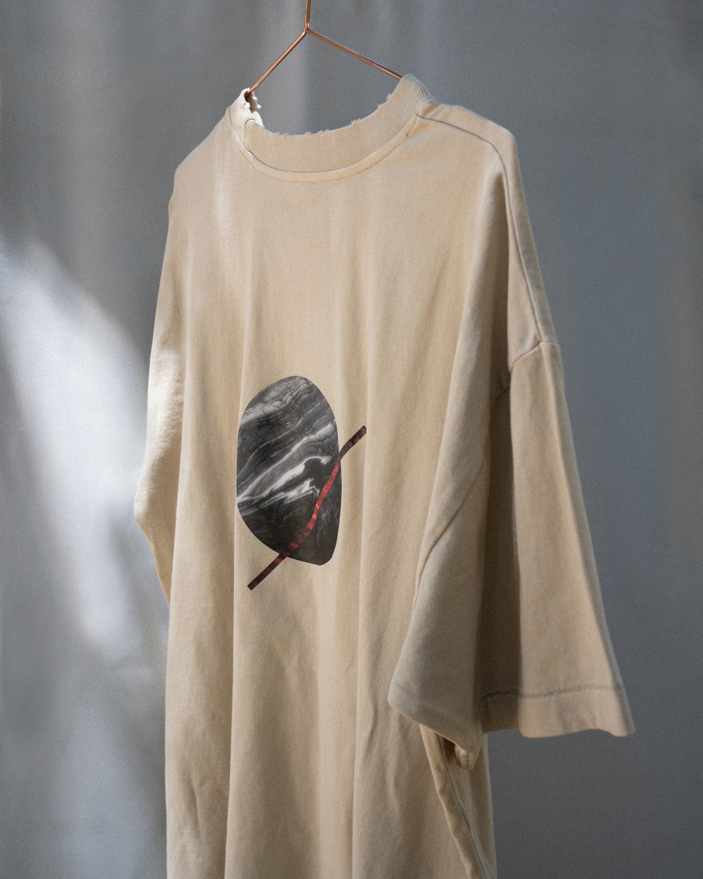 Hitorii Origins Tee 2.0 /// Off-White /// Topography x Horse Pens