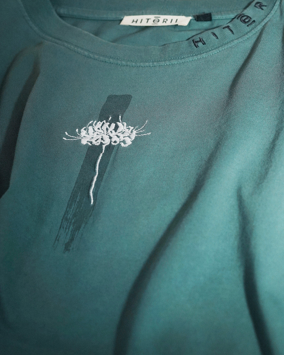 Embroidered Spider Lily | Cinch Crop Tee | Teal