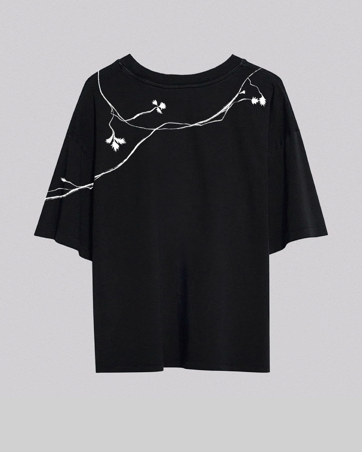 Entangled Fragaria | Boxy Tee | Black x White