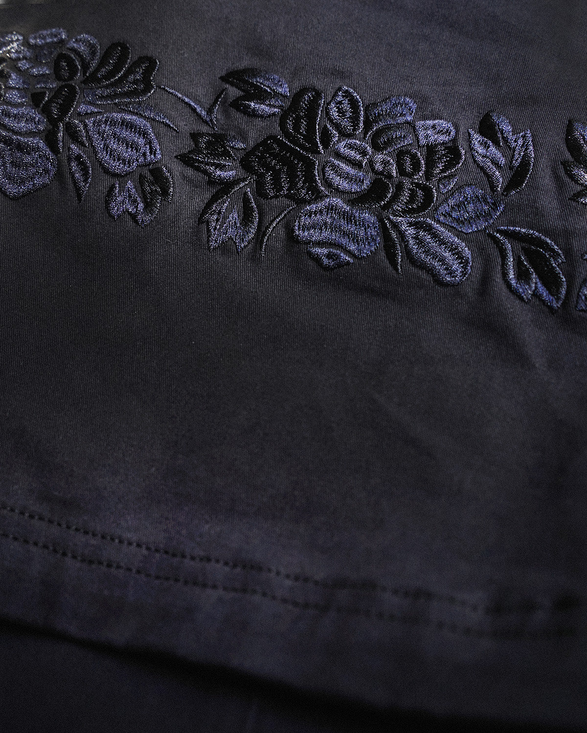 Barrel Pants | Blue-Black | Peonies