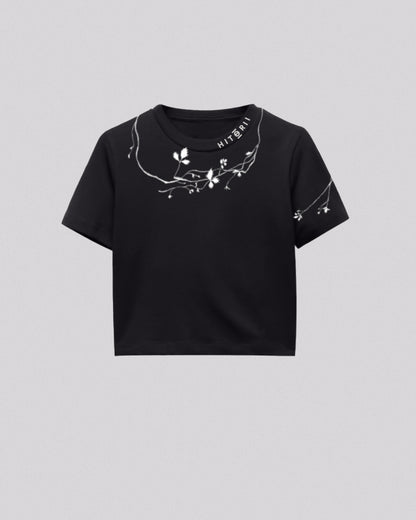 Entangled Fragaria | Crop Tee | Charcoal