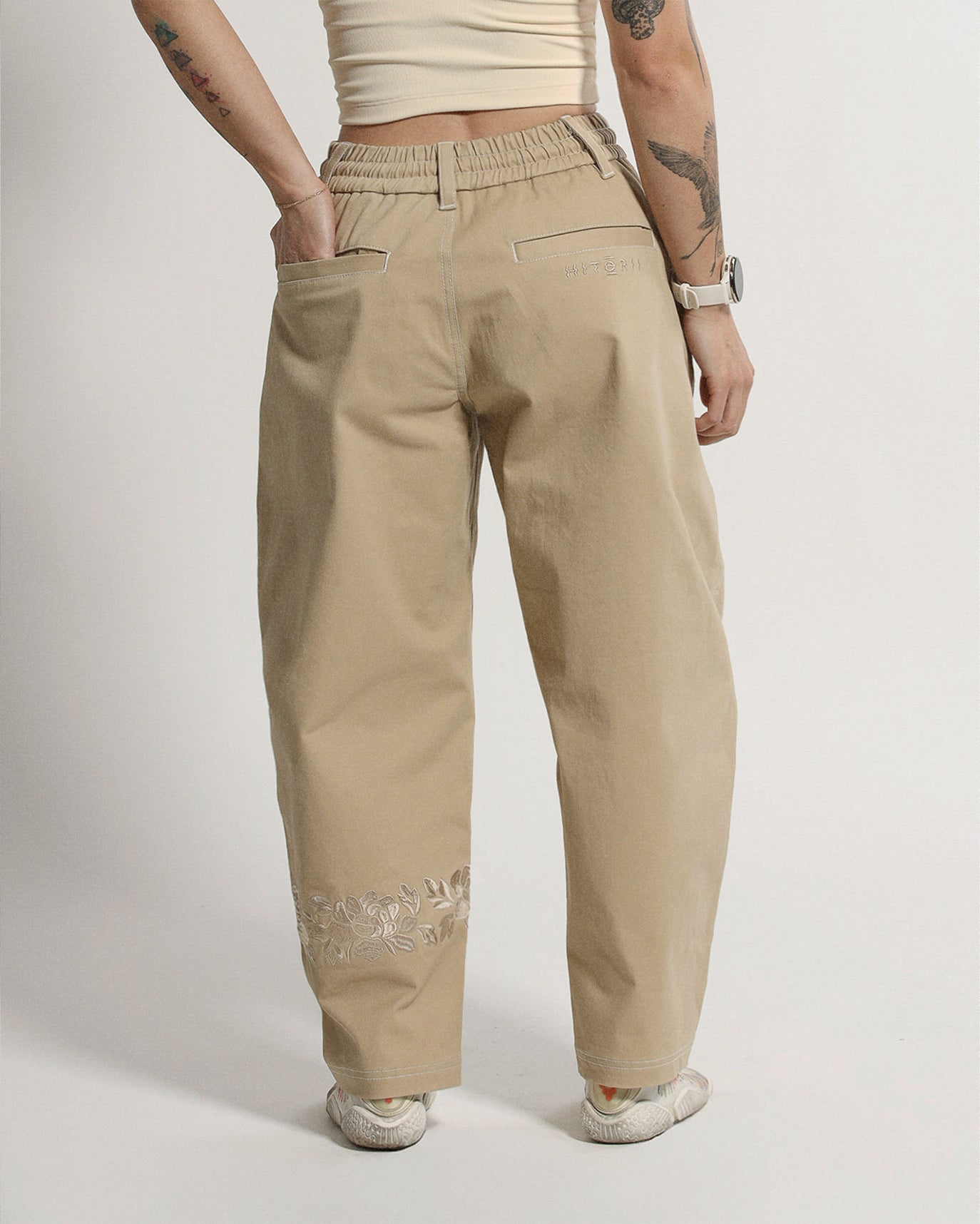 Barrel Pants | Khaki | Peonies