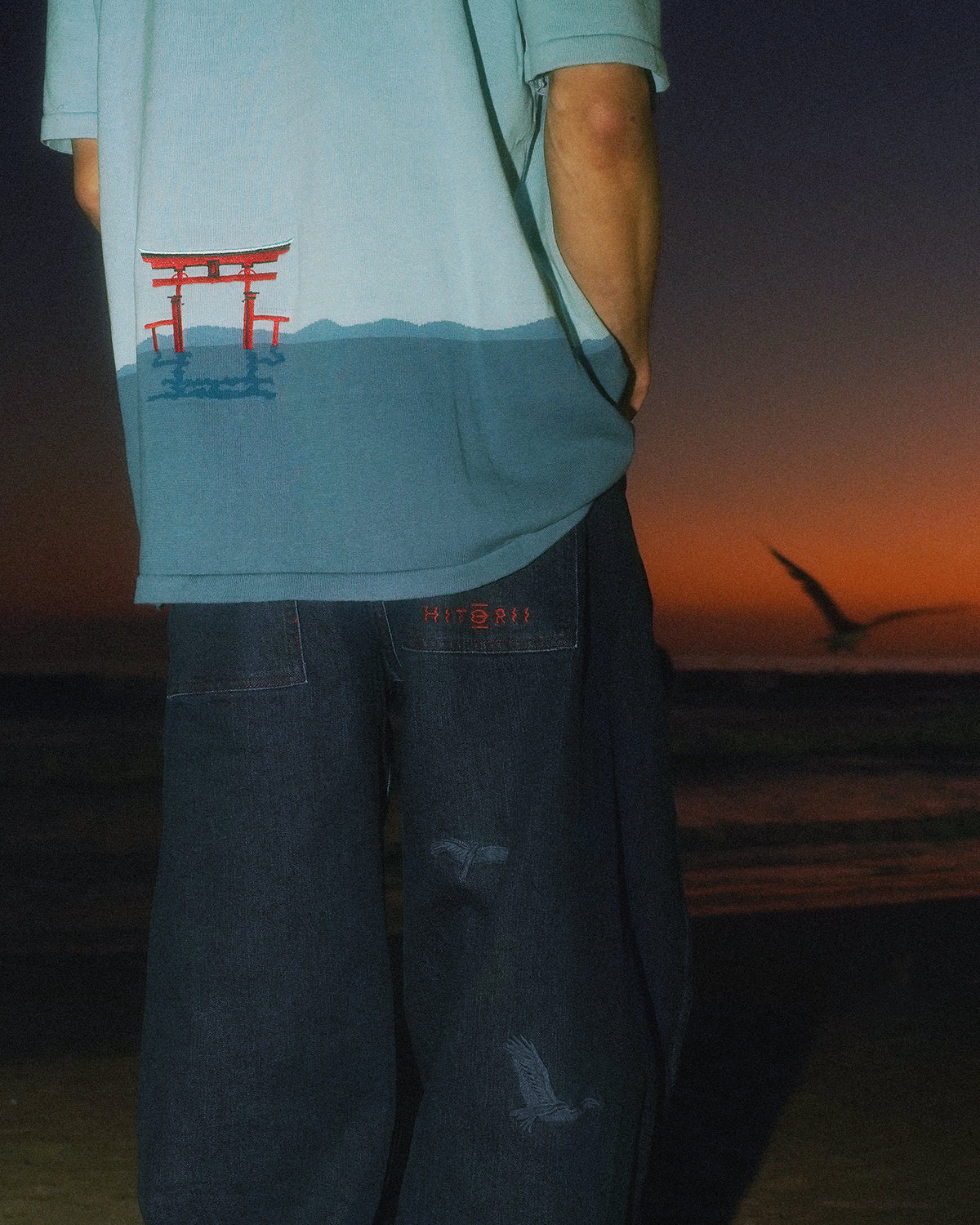 Miyajima Torii Gate | Knit Oversized Tee | Blue