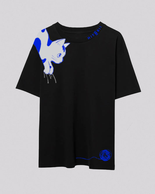 Shoulder Cat | Oversized Tee | Charcoal