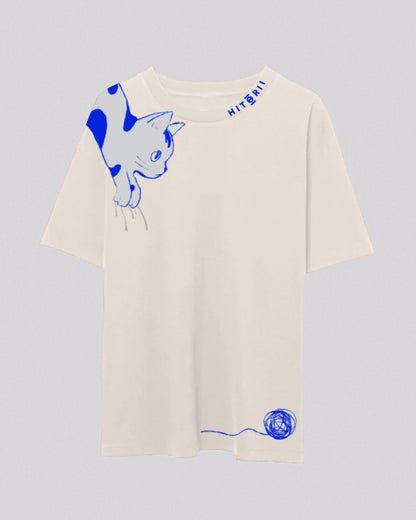 Shoulder Cat | Oversized Tee | Ivory