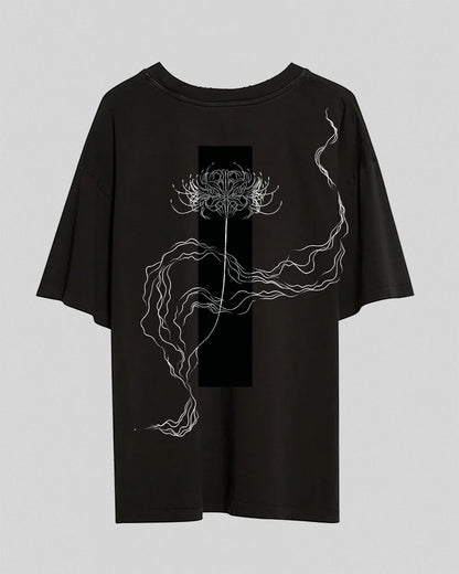 Red 彼岸花 (Higanbana) | Oversized Tee | Vintage Black