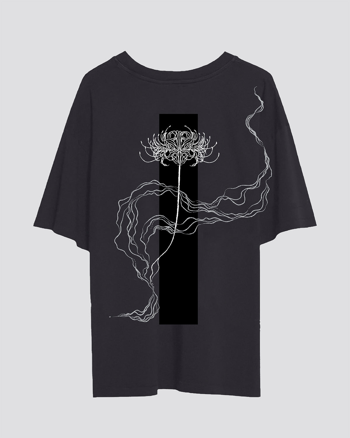 彼岸花 (Higanbana) | Oversized Tee | Charcoal